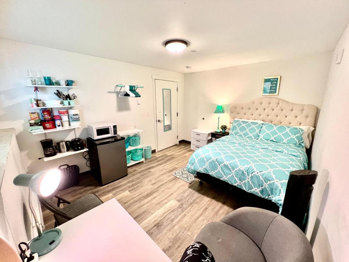 Private Room With Shared Bathroom On The 1St Floor 10 Minutes Walk To University Of Washington Сиэтл Экстерьер фото